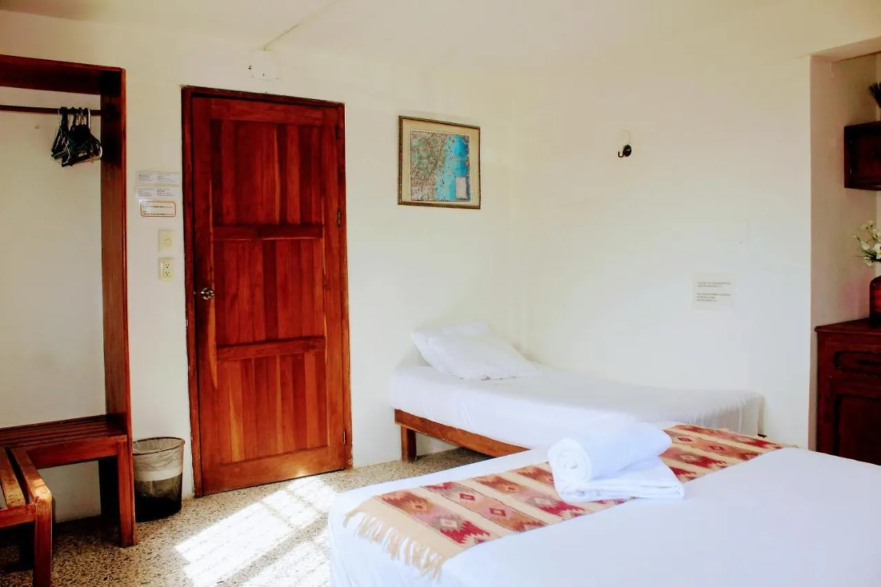 Hostal & Suites Pata De Perro Bacalar 0*,  Mexico