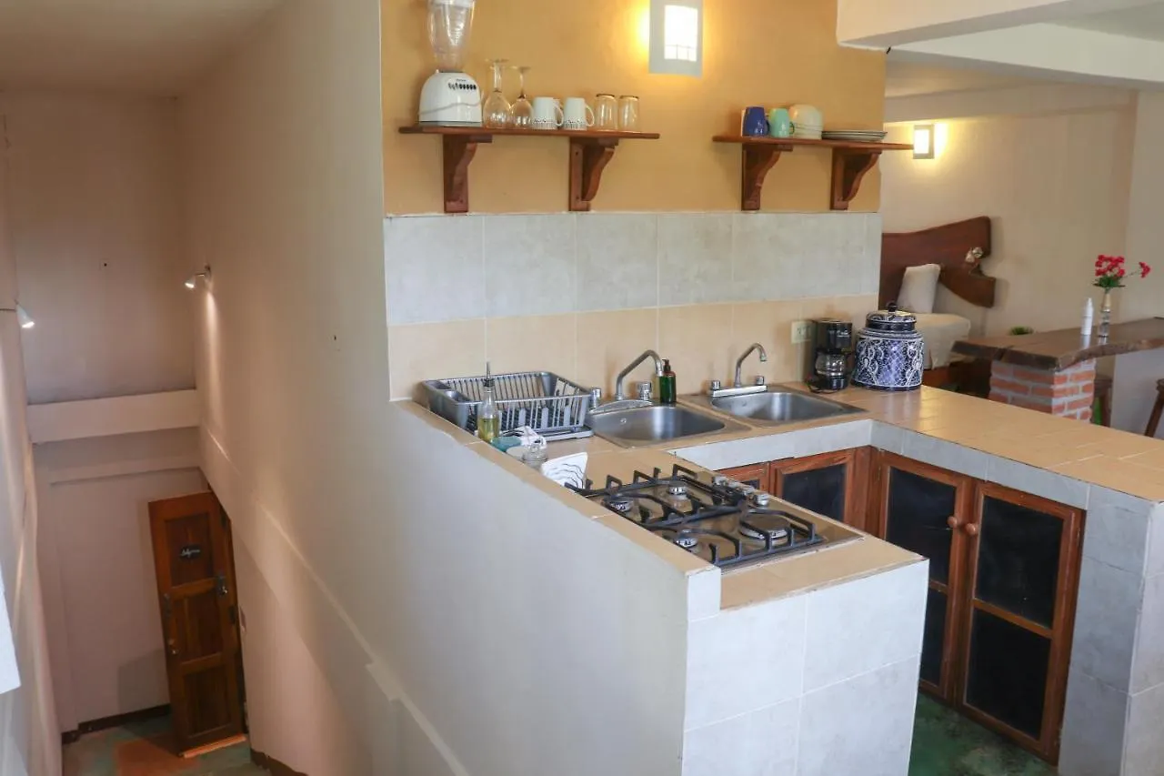 Hostal & Suites Pata De Perro Bacalar Hostel