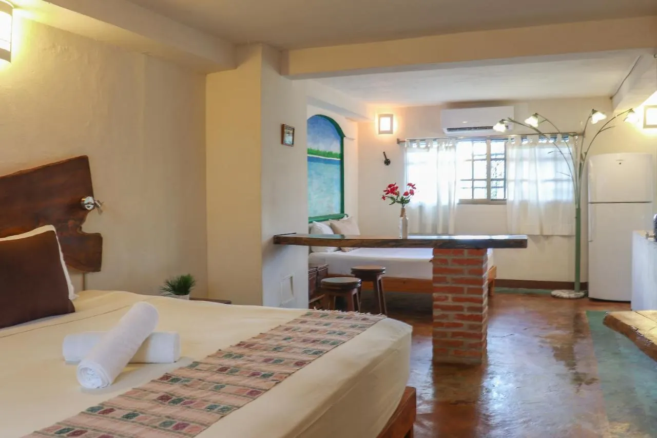 Hostal & Suites Pata De Perro Bacalar 0*,  Mexico
